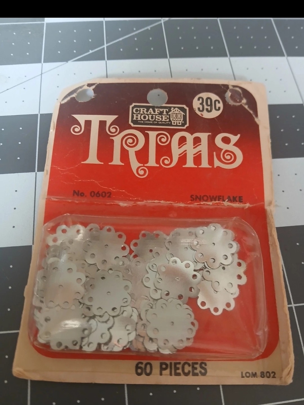Crafthouse Silver Snowflake Trims Pack - 60 Pieces
